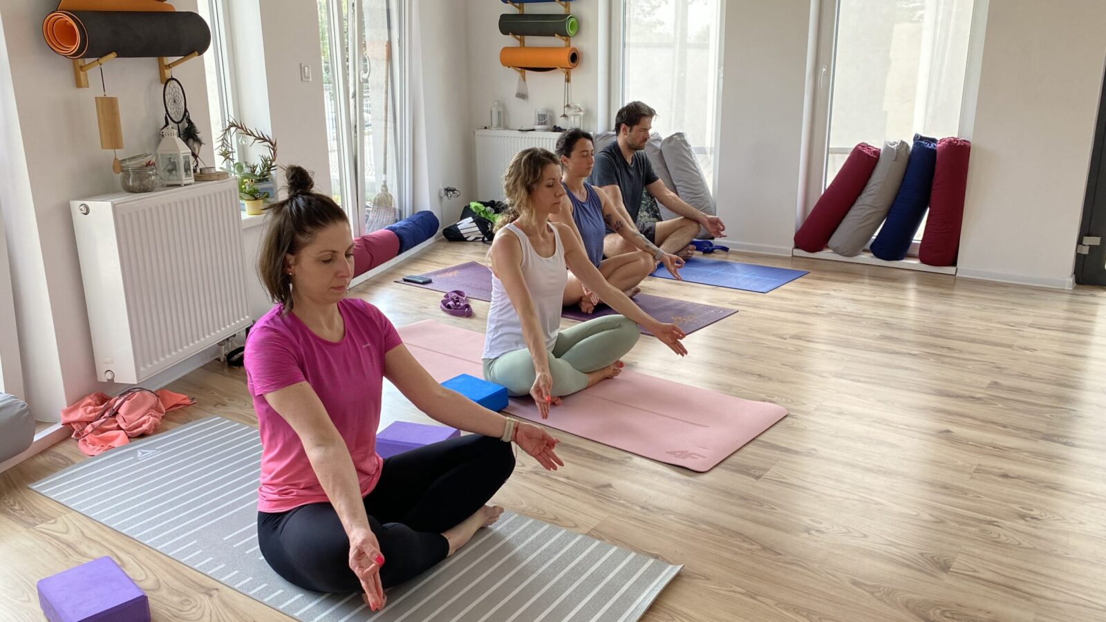 Szczęśliwe plecki – joga dla kręgosłupa