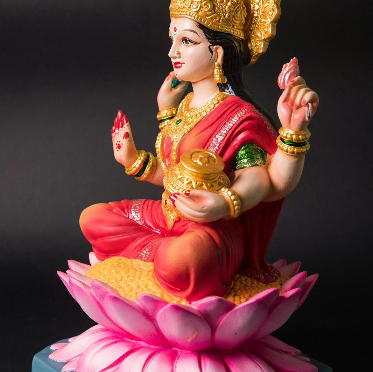 Lakshmi Idol or Laxmi Clay Idol